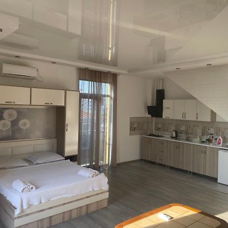 Hotel Chaika Kobuleti ภายนอก รูปภาพ