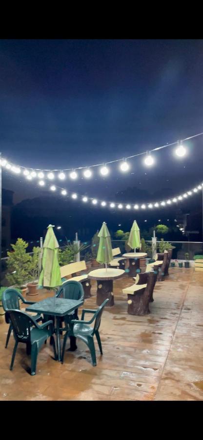 Hotel Chaika Kobuleti ภายนอก รูปภาพ
