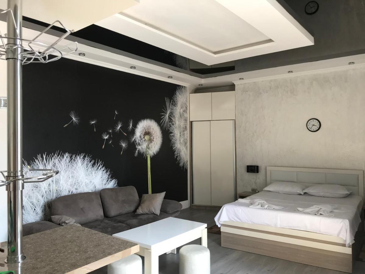 Hotel Chaika Kobuleti ภายนอก รูปภาพ
