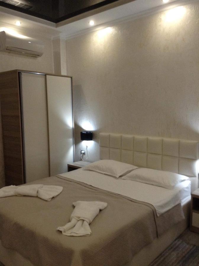 Hotel Chaika Kobuleti ภายนอก รูปภาพ