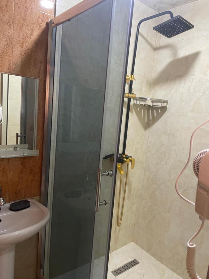 Hotel Chaika Kobuleti ภายนอก รูปภาพ