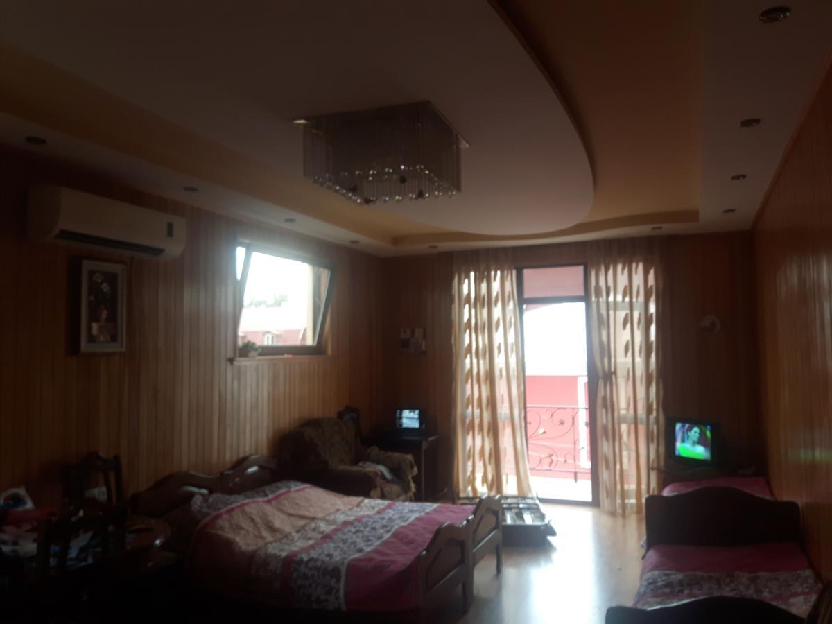 Hotel Chaika Kobuleti ภายนอก รูปภาพ