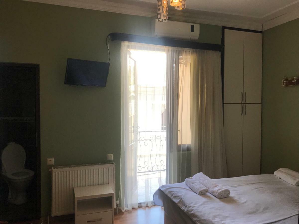 Hotel Chaika Kobuleti ภายนอก รูปภาพ