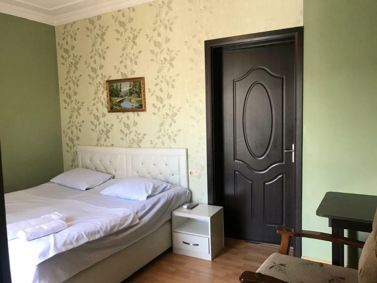 Hotel Chaika Kobuleti ภายนอก รูปภาพ